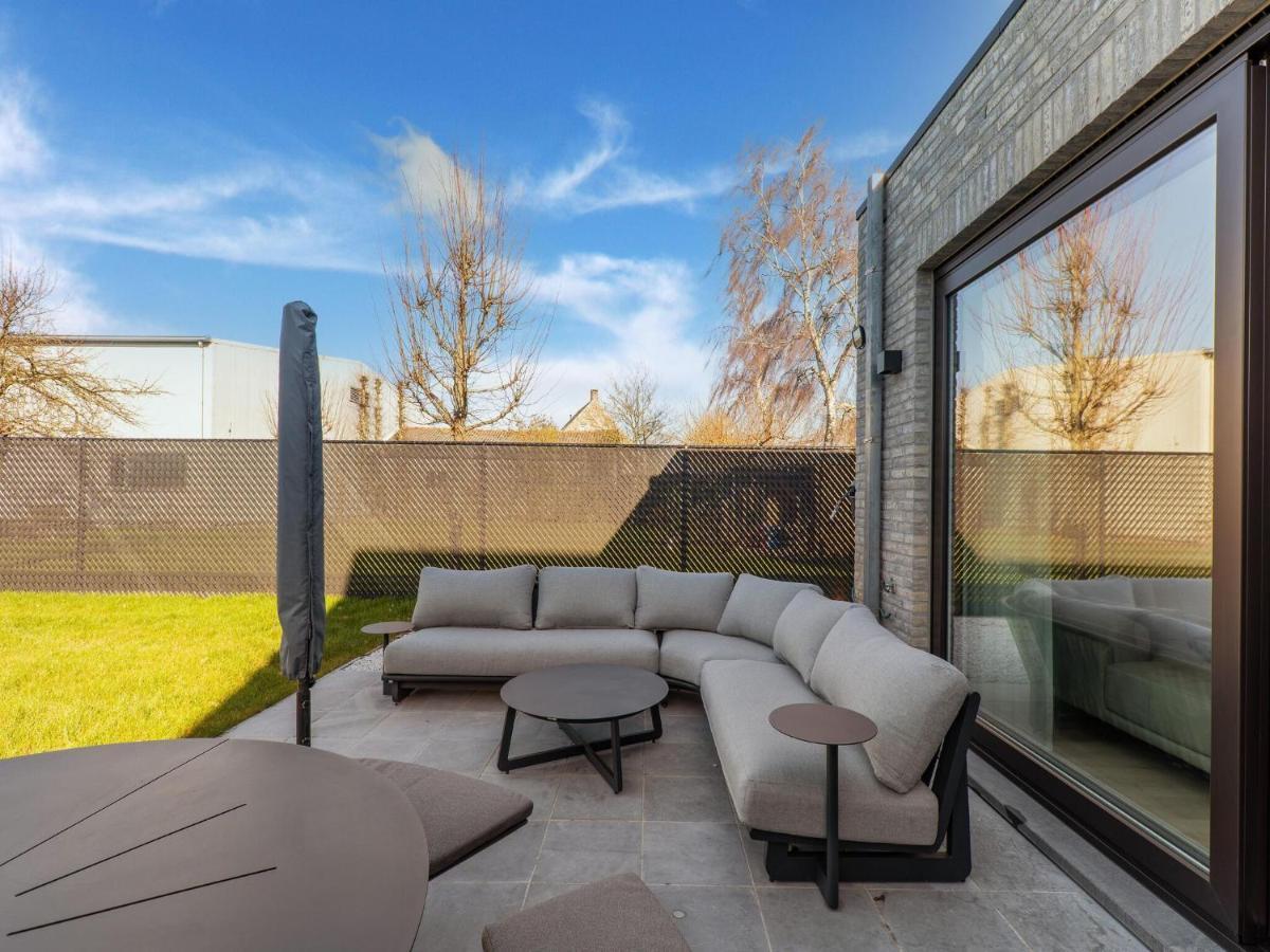 Modern Holiday Home With Garden Aardenburg Kültér fotó